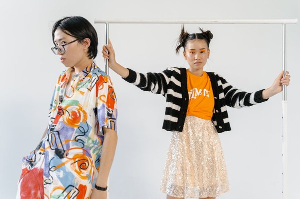 How to Style a Formal Pencil Skirt with a Casual Tee for a Creative Workplace?